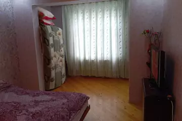 Satılır Köhnə Tikili Biləcəridə
