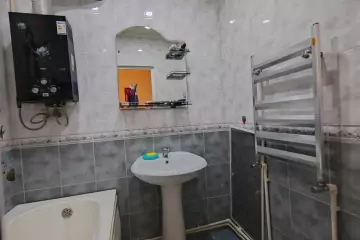 Satılır Köhnə Tikili Lökbatanda