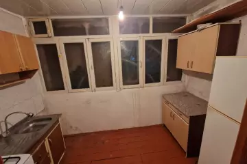 Aylıq Kirayə Köhnə Tikili 8-ci Kilometrdə