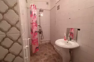 Satılır Köhnə Tikili şüvəlanda