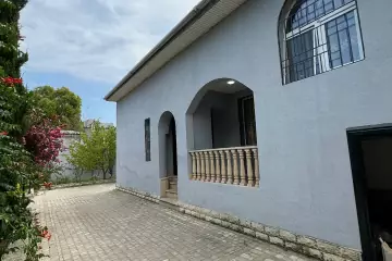 Günlük Kirayə Bağ Evi Mərdəkanda