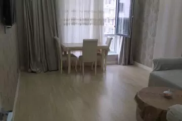 Satılır Yeni Tikili 1-ci Mikrorayonda