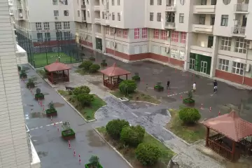 Satılır Yeni Tikili 1-ci Mikrorayonda