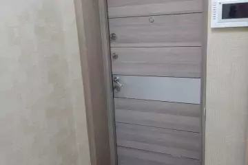 Satılır Yeni Tikili 1-ci Mikrorayonda