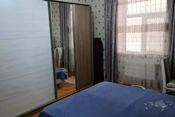 Satılır Həyət Evi Binədə