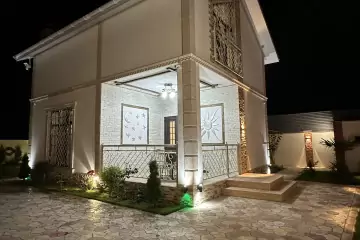 Satılır Həyət Evi Mərkəzi Poçtda