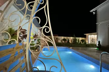 Satılır Həyət Evi Mərkəzi Poçtda