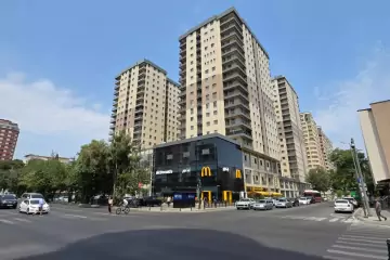 Satılır Yeni Tikili Nəsimi Bazarında 