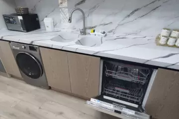 Satılır Yeni Tikili Nəsimi Bazarında