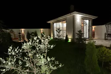 Satılır Həyət Evi Mərkəzi Poçtda