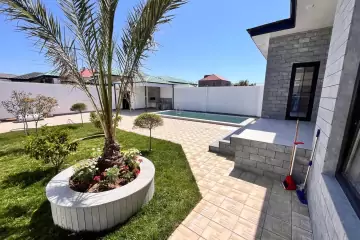 Satılır Həyət Evi Buzovnada