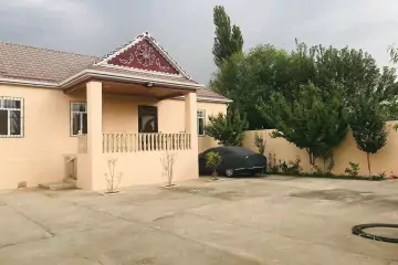 Satılır Həyət Evi Saatlı Rayonunda