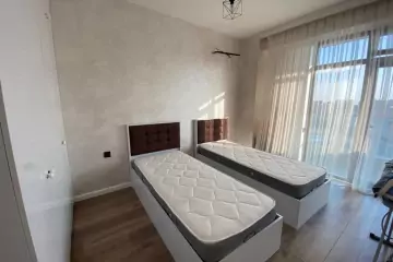 Aylıq Kirayə Yeni Tikili Grand Hayatda
