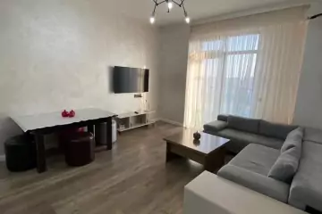 Aylıq Kirayə Yeni Tikili Grand Hayatda