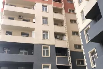 Satılır Yeni Tikili Sarayda