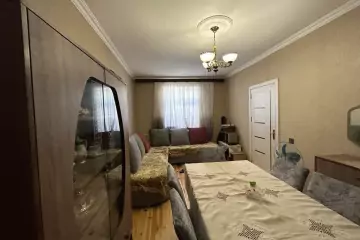 Satılır Həyət Evi Binədə