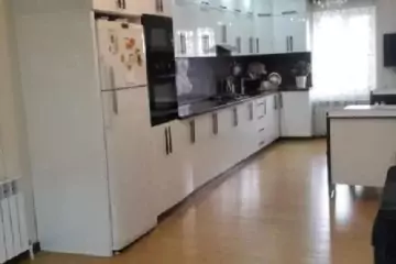 Satılır Həyət Evi Vtarov çastda