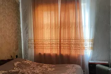 Satılır Köhnə Tikili 10-cu Mikrorayonda