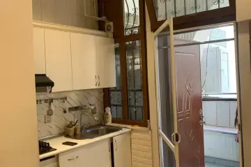 Aylıq Kirayə Yeni Tikili Mərkəzdə