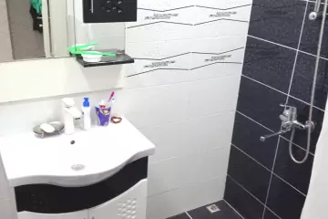 Satılır Yeni Tikili Həzi Aslanovda