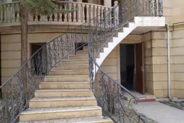 Satılır Villa Gənclikdə