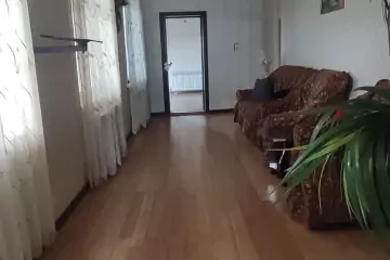 Satılır Həyət Evi Vtarov çastda