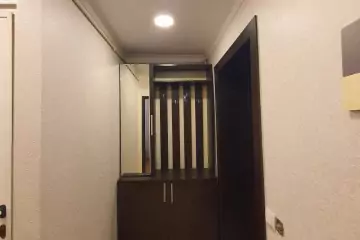 Satılır Köhnə Tikili Elmler Akademiyasıda