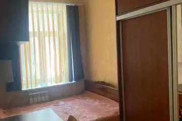Aylıq Kirayə Yeni Tikili Mərkəzdə
