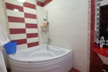 Satılır Yeni Tikili 1-ci Mikrorayonda