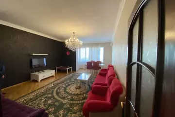 Aylıq Kirayə Yeni Tikili Dostluq Kinoteatrında