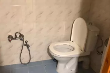 Aylıq Kirayə Köhnə Tikili Mərkəzdə