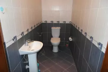 Aylıq Kirayə Yeni Tikili Dostluq Kinoteatrında