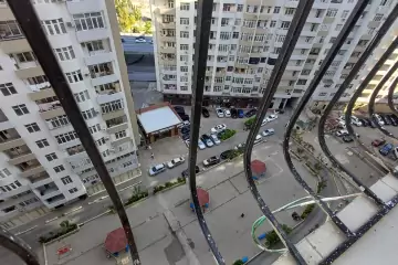 Satılır Yeni Tikili 1-ci Mikrorayonda