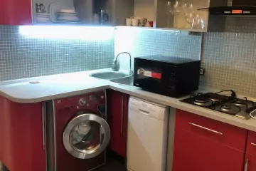 Aylıq Kirayə Yeni Tikili Mərkəzdə