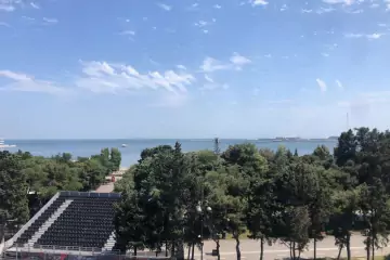 Aylıq Kirayə Yeni Tikili Mərkəzdə