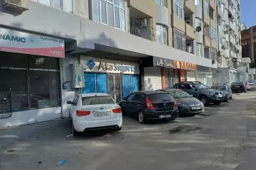 Satılır Yeni Tikili 1-ci Mikrorayonda 