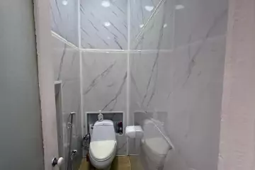 Aylıq Kirayə Köhnə Tikili Mərkəzdə