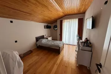 Satılır Həyət Evi Buzovnada