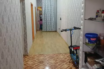 Satılır Köhnə Tikili Bakıxanovda