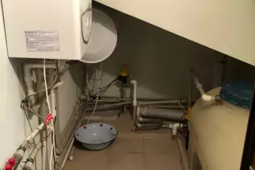 Aylıq Kirayə Köhnə Tikili Mərkəzdə