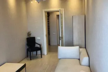 Aylıq Kirayə Yeni Tikili Mərkəzdə