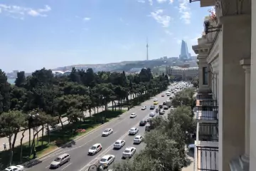 Aylıq Kirayə Yeni Tikili Mərkəzdə