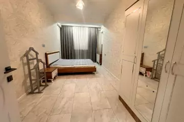 Aylıq Kirayə Yeni Tikili Ağ şəhər Kompleksində