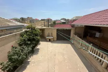 Satılır Həyət Evi Qobuda 