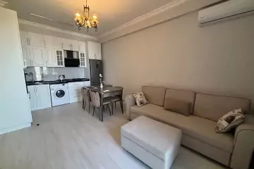 Satılır Yeni Tikili Heydər əliyev Mərkəzində