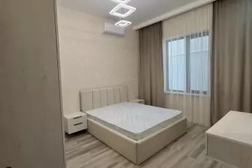 Satılır Bağ Evi şüvəlanda