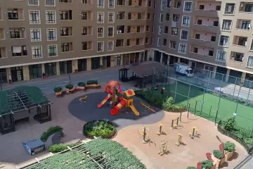 Satılır Köhnə Tikili Elmler Akademiyasıda