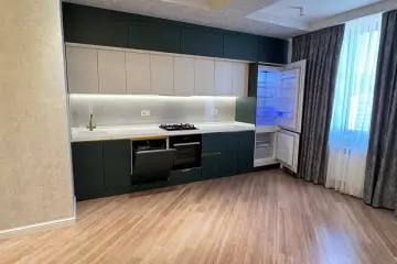 Satılır Yeni Tikili Elmler Akademiyasıda
