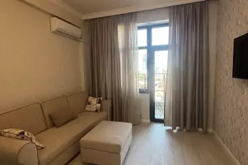 Satılır Yeni Tikili Heydər əliyev Mərkəzində