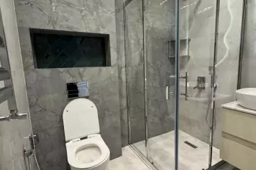 Satılır Yeni Tikili Elmler Akademiyasıda